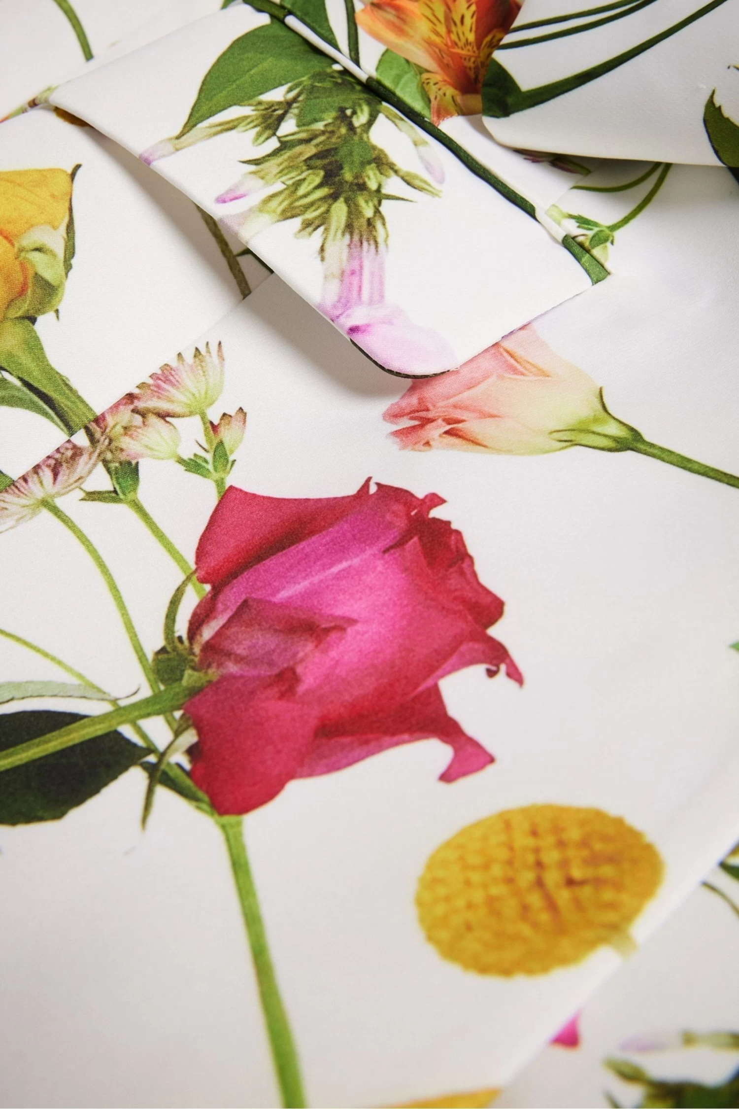 Ted Baker Ziaah Printed Single Breasted Slim White Jacket - Image 5