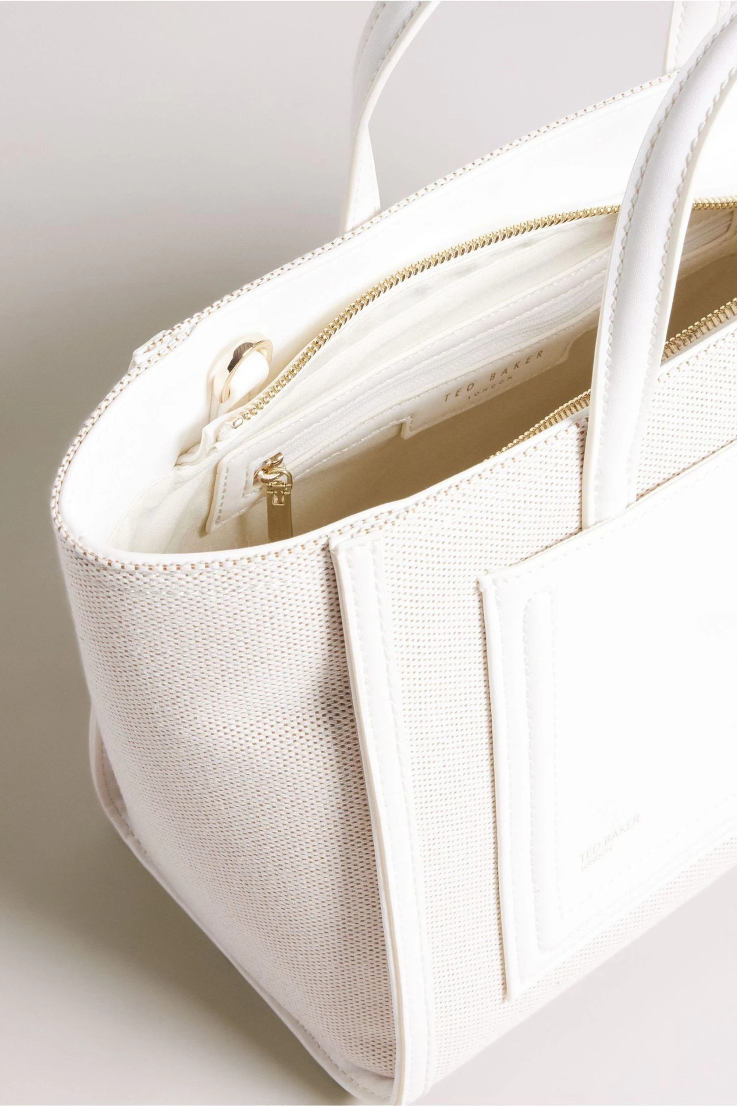Ted Baker Aksanna Medium Canvas Tote White Bag - Image 3