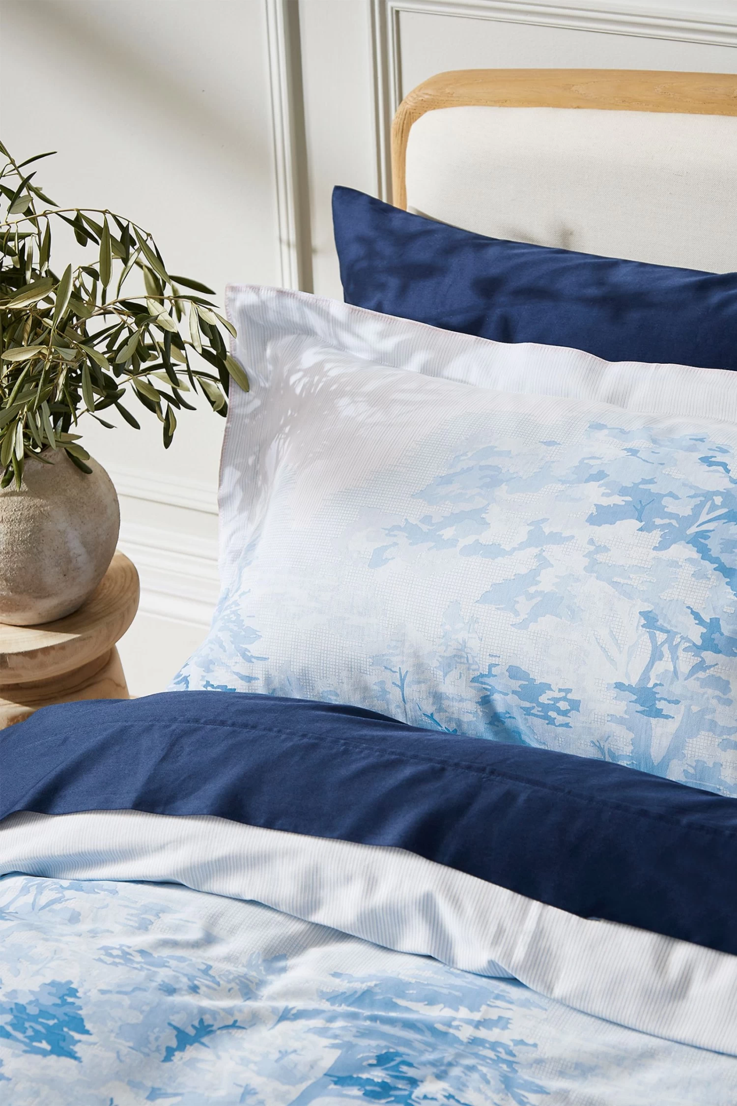 Ted Baker Landscape Toile Duvet Cover - Image 3