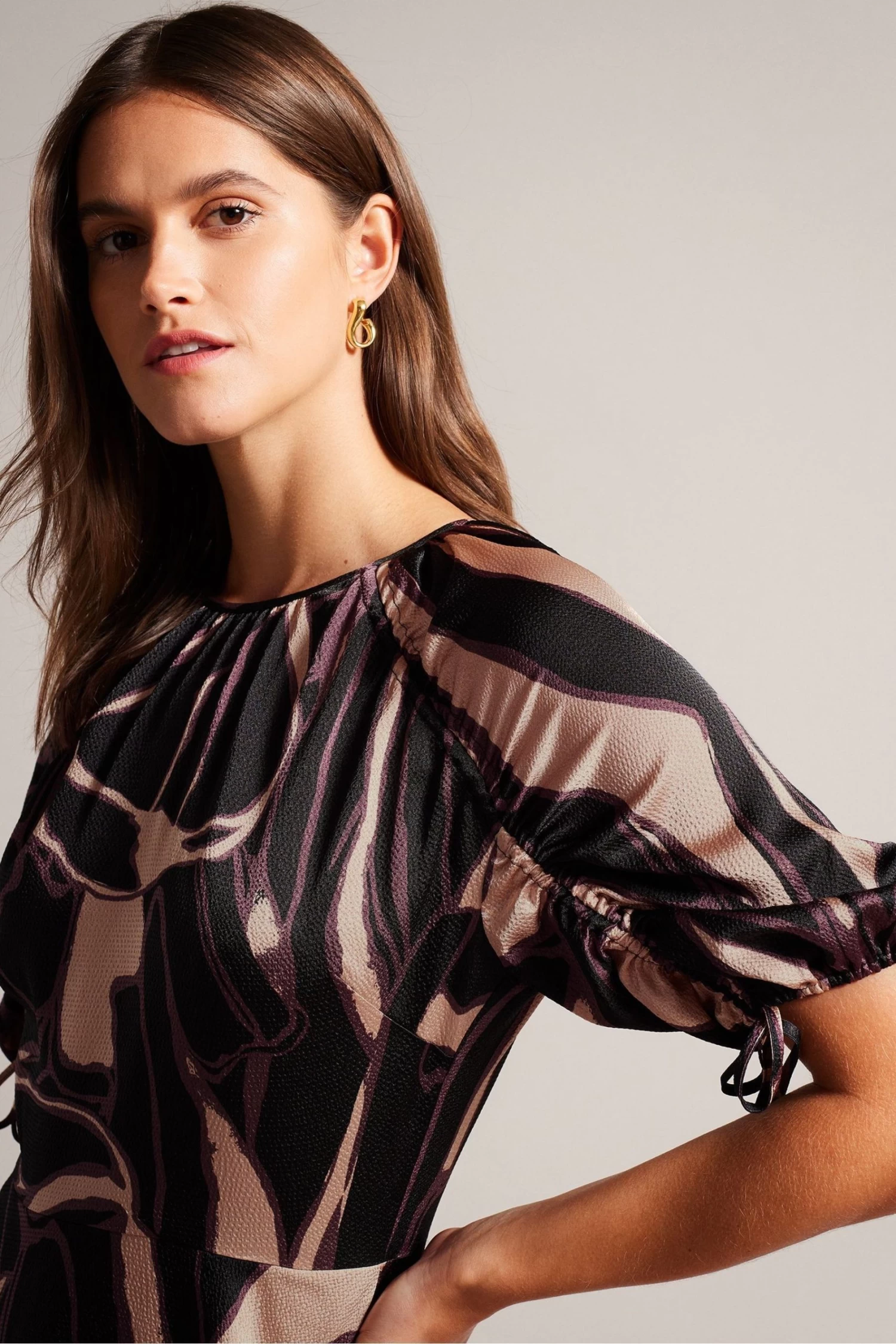 Ted Baker Gilliaa Black Printed Mini Fit And Flare Dress With Puff Sleeve - Image 4