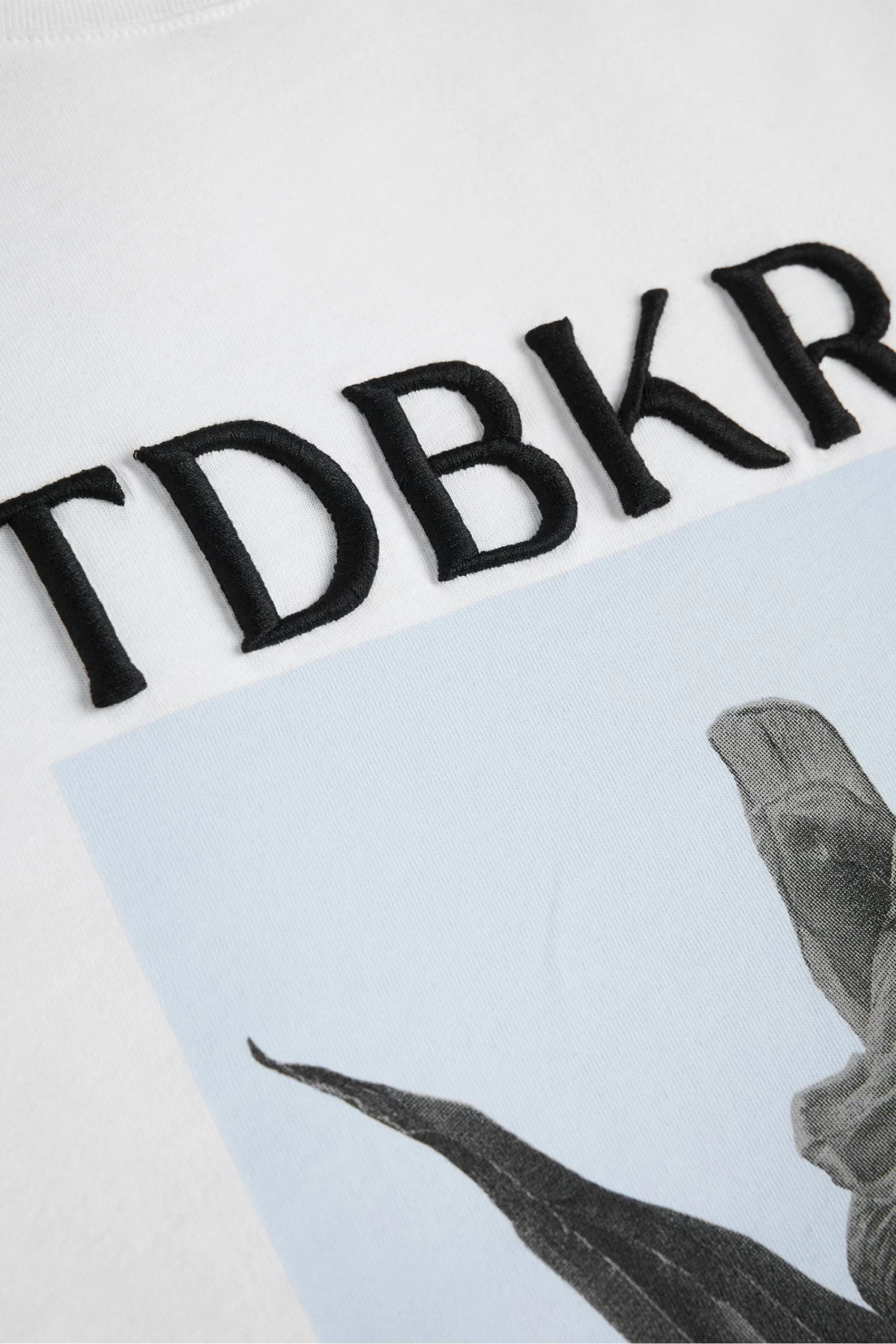 Ted Baker Regular Airie White Printed T-Shirt - Image 5