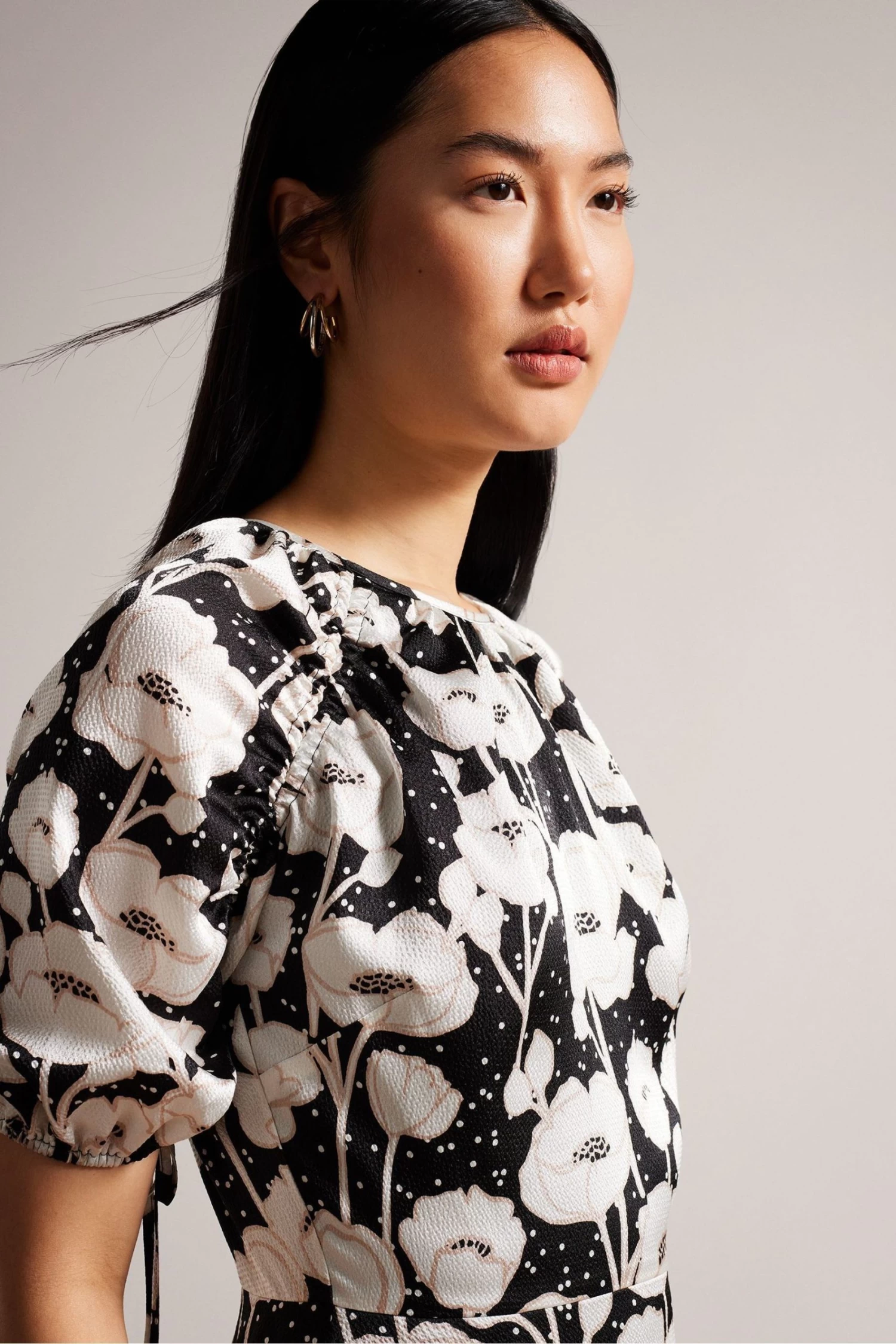 Ted Baker Abriee Black Puff Sleeve Midi Dress - Image 4