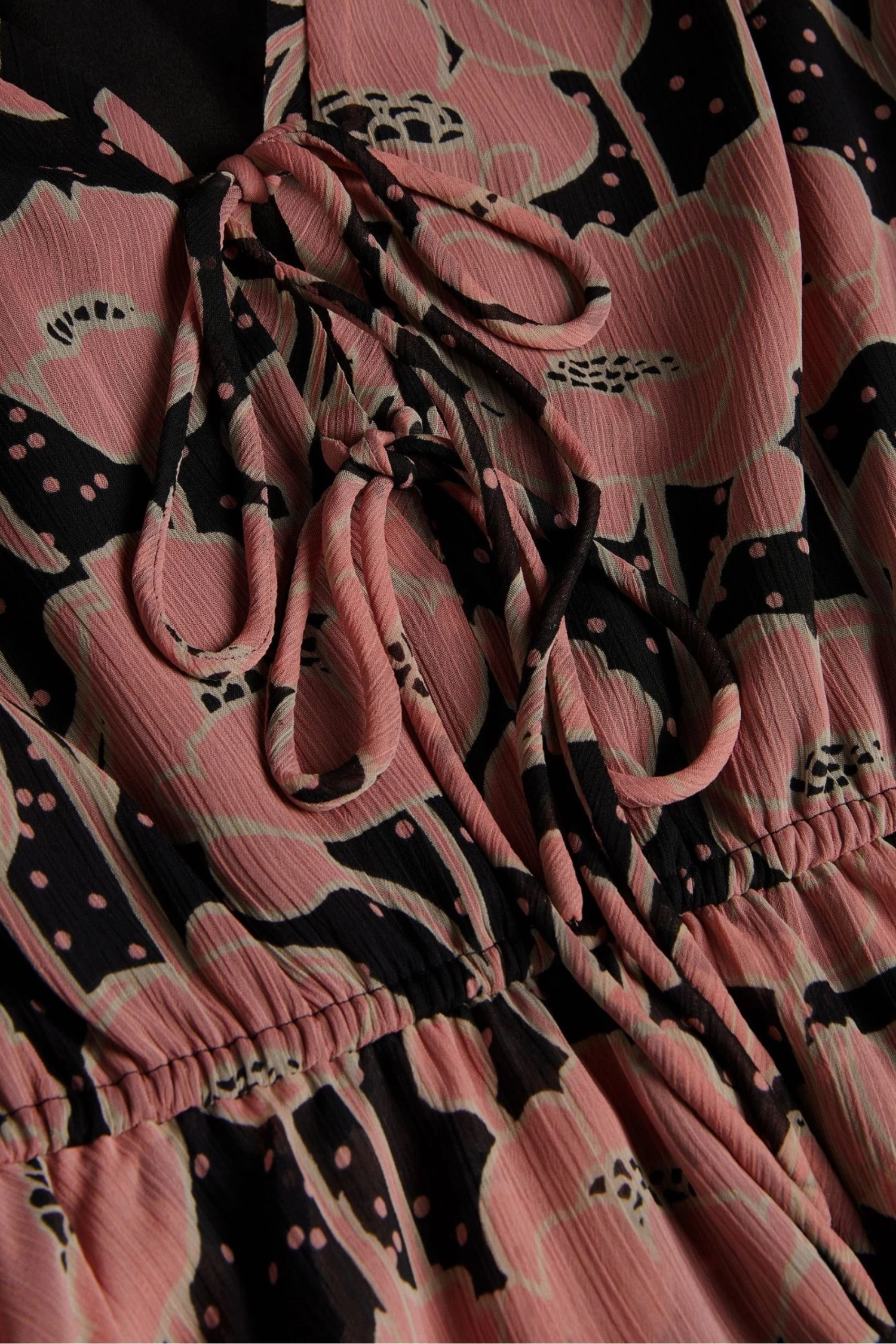 Ted Baker Priana Black V-Neck Printed Tie Front Mini Dress - Image 5