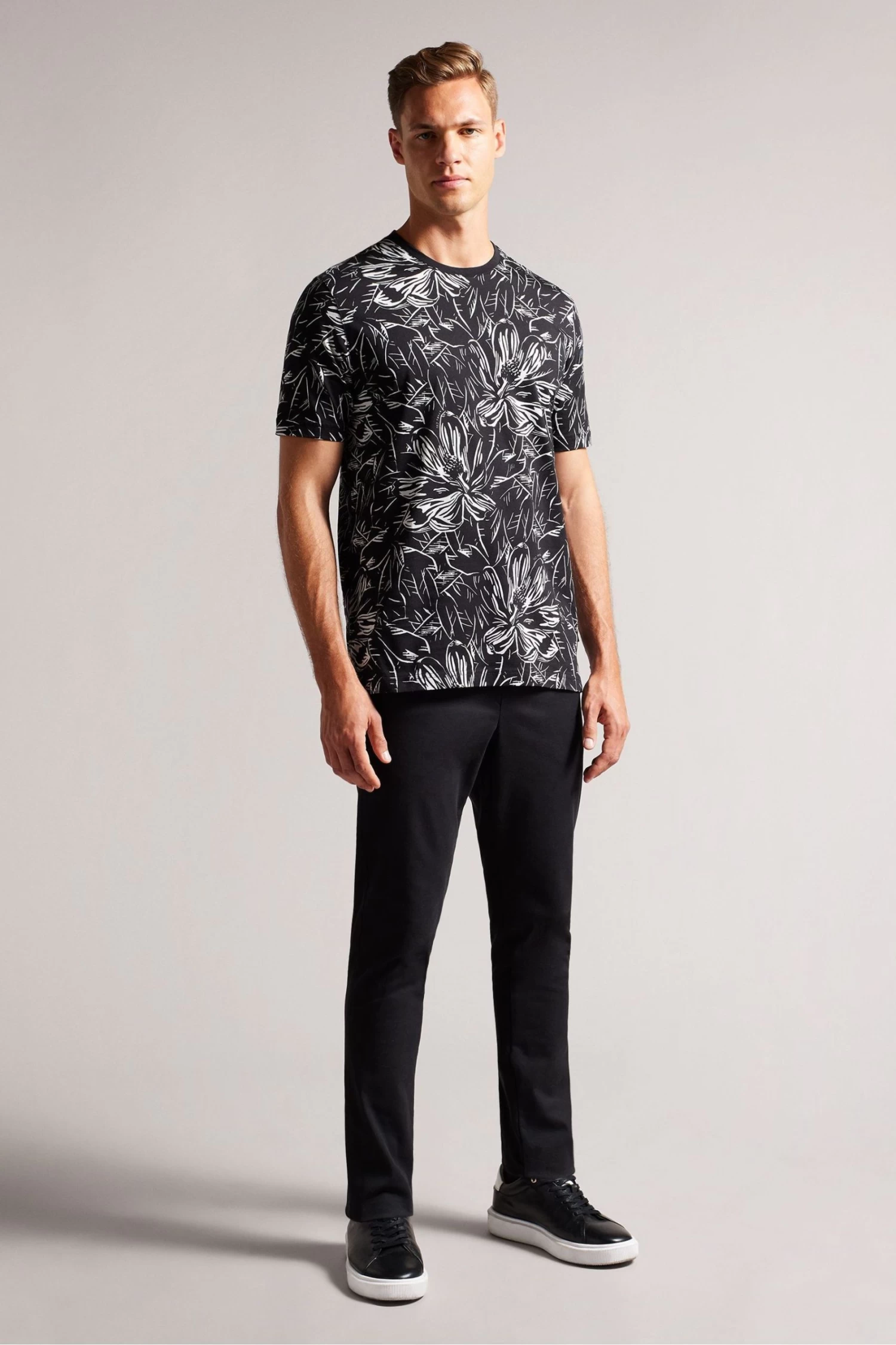 Ted Baker Vennel Black Short Sleeved Printed T-Shirt - Image 3