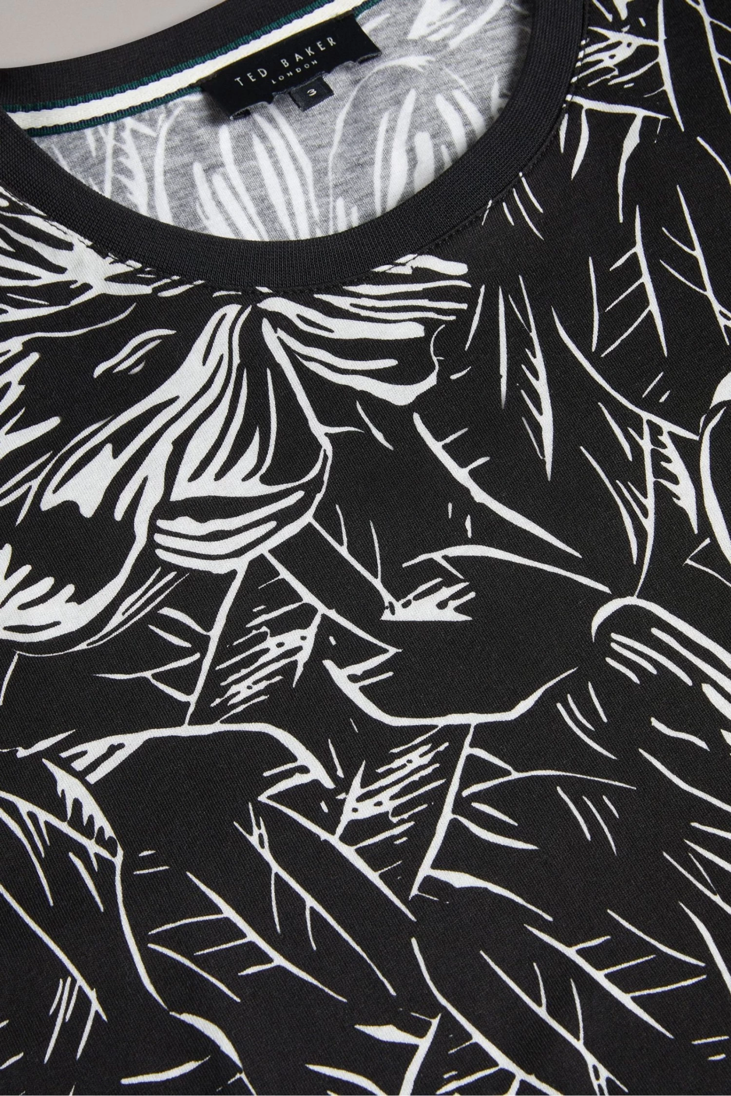 Ted Baker Vennel Black Short Sleeved Printed T-Shirt - Image 5