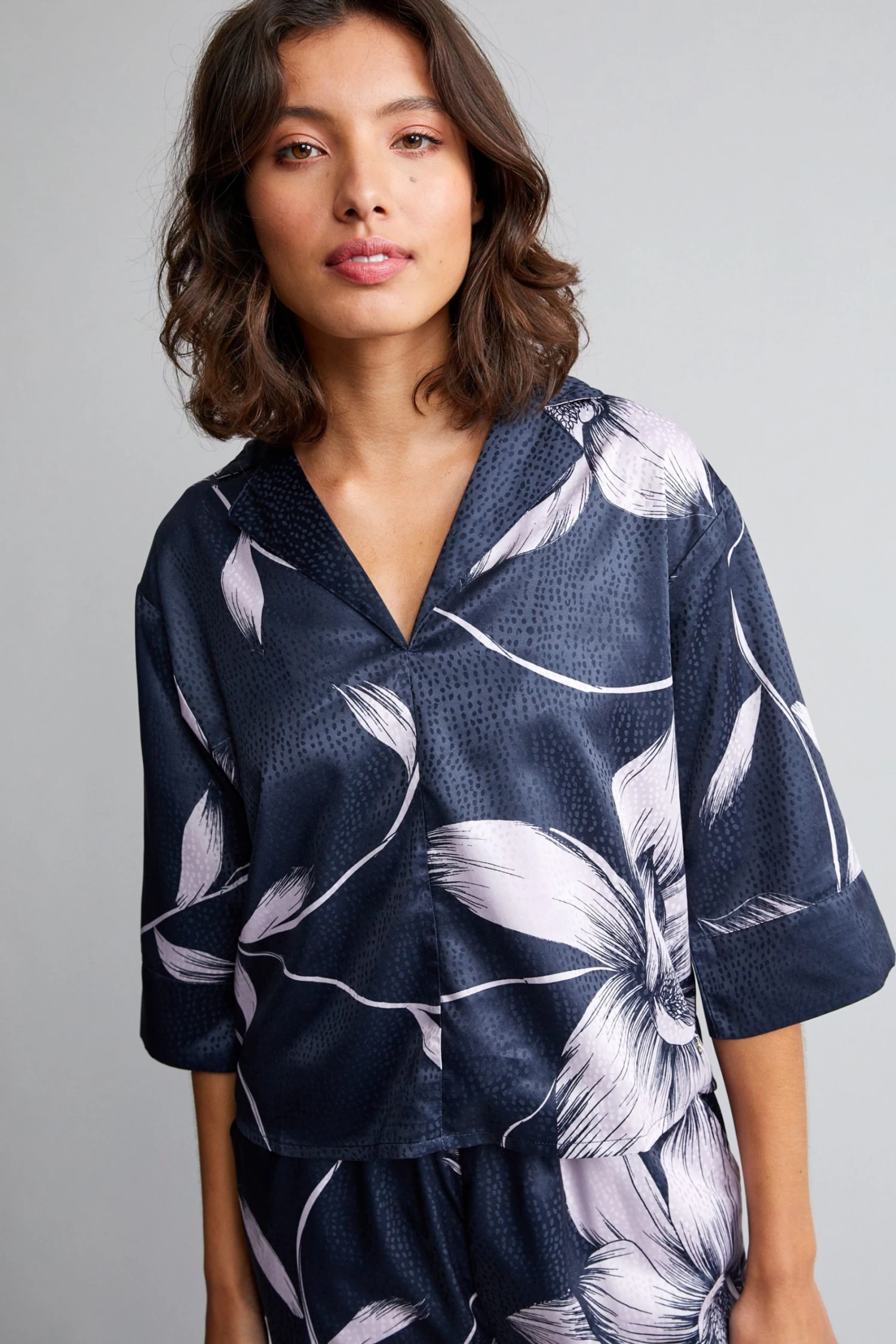 B By Ted Baker Navy Blue/Lilac Purple Jacquard Spot Satin Pyjama Set - Image 6