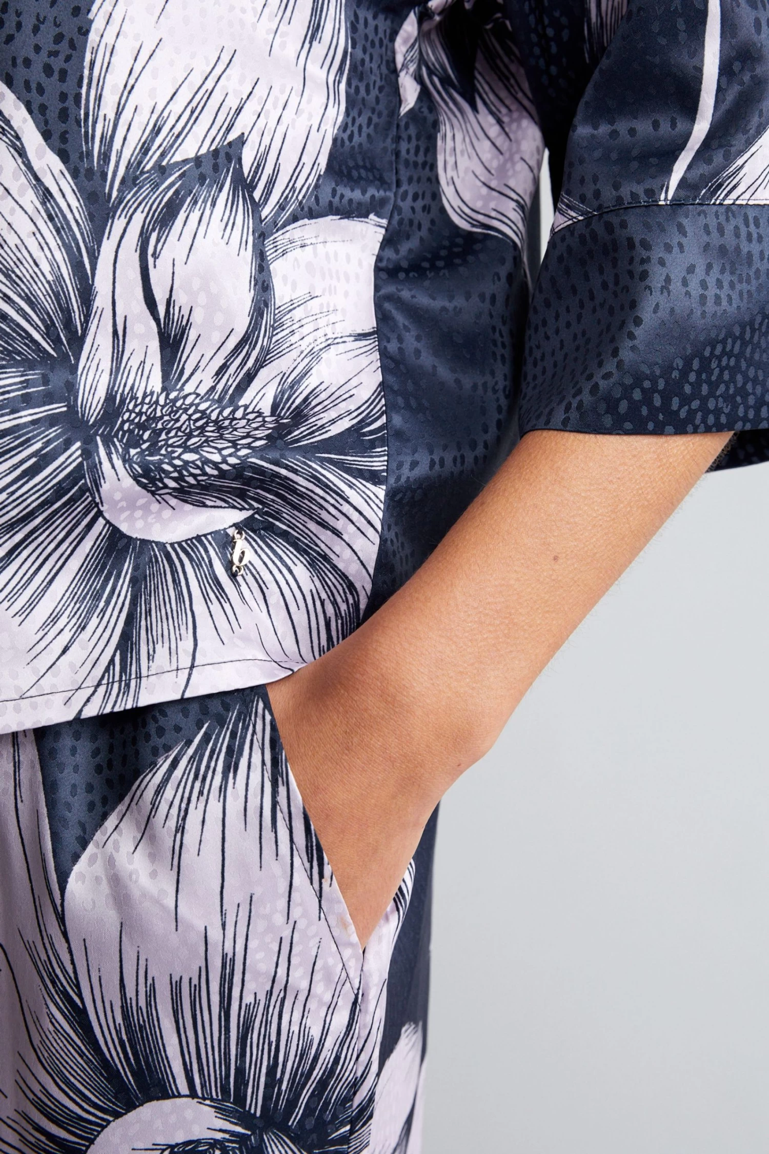 B By Ted Baker Navy Blue/Lilac Purple Jacquard Spot Satin Pyjama Set - Image 7