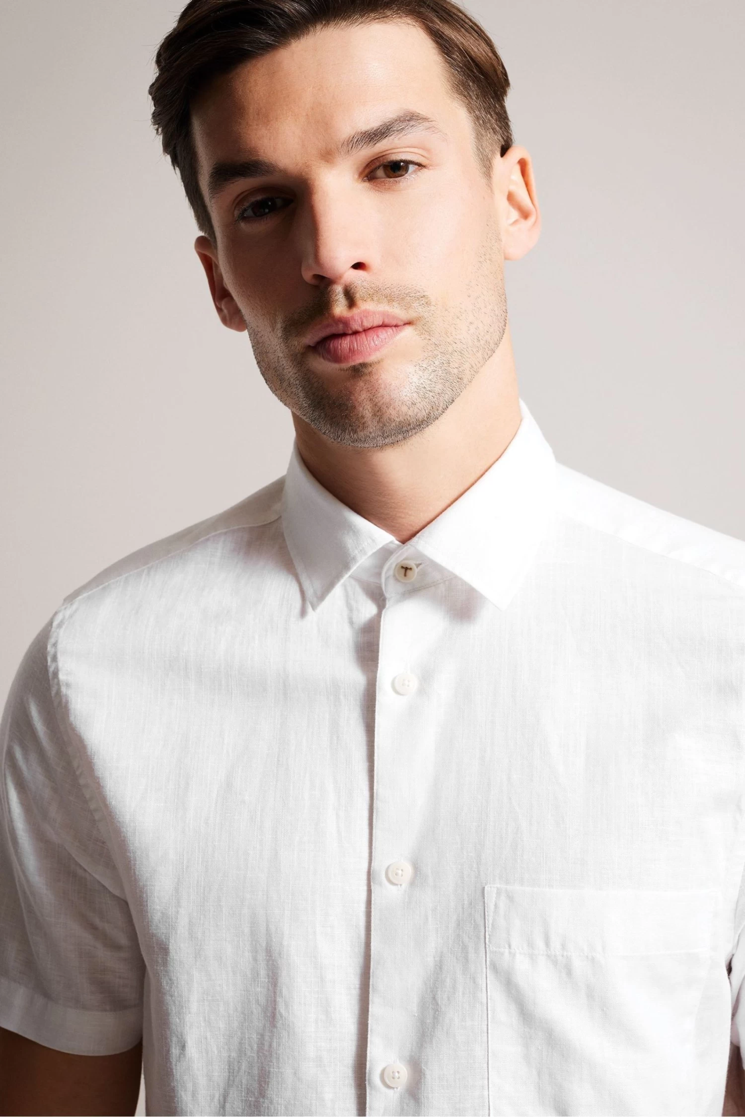 Ted Baker White Kingfrd Short Sleeve Linen Shirt - Image 3