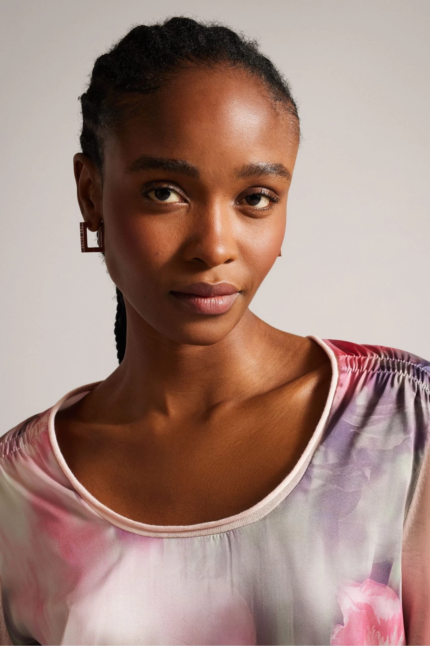 Ted Baker Pink Lusindi Coral Woven Front V-Neck Sweater - Image 4