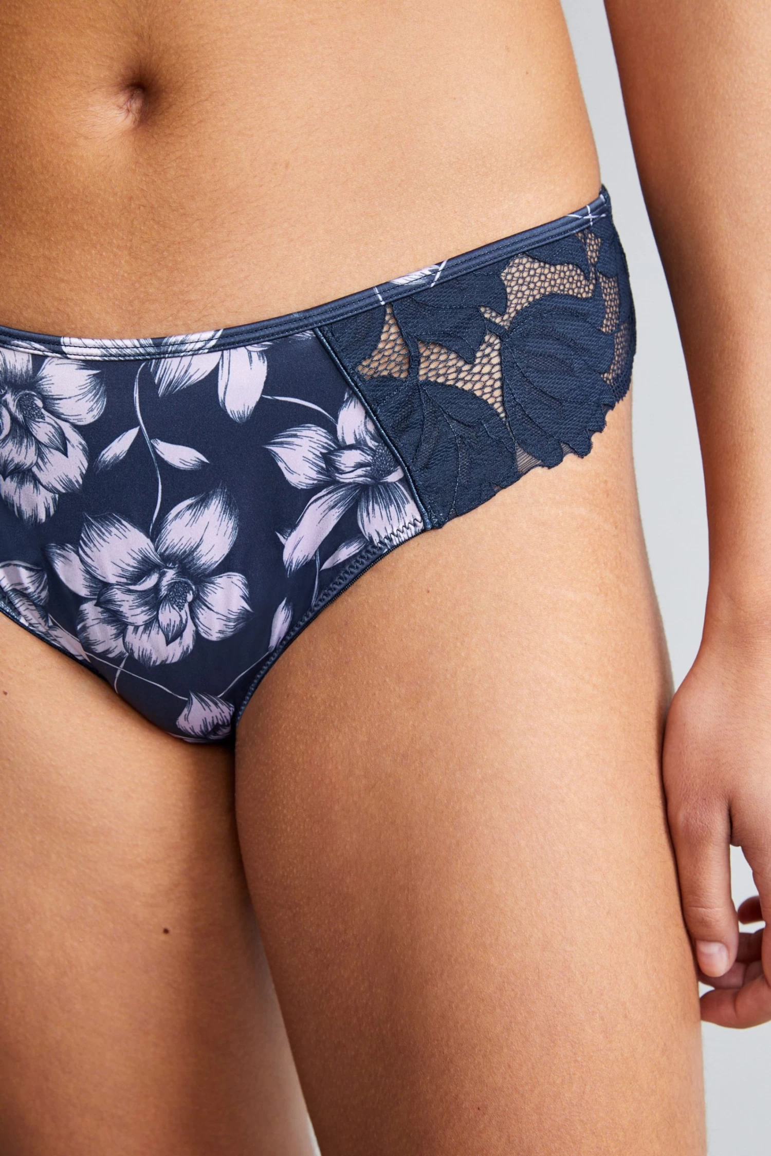 B By Ted Baker Navy/Lilac Satin Hipster Knicker - Image 5